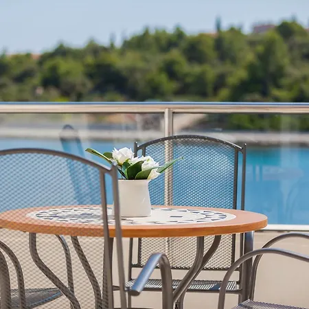 Rogoznica Hotel 4*